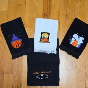 Halloween Themed Hand Towels Set